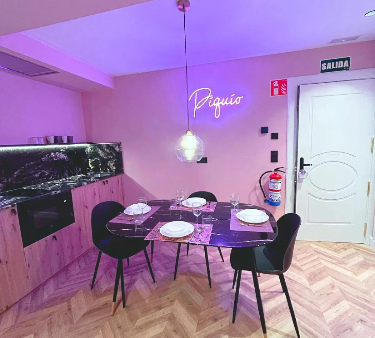 Lemon Suites Santander 0*,  Spain
