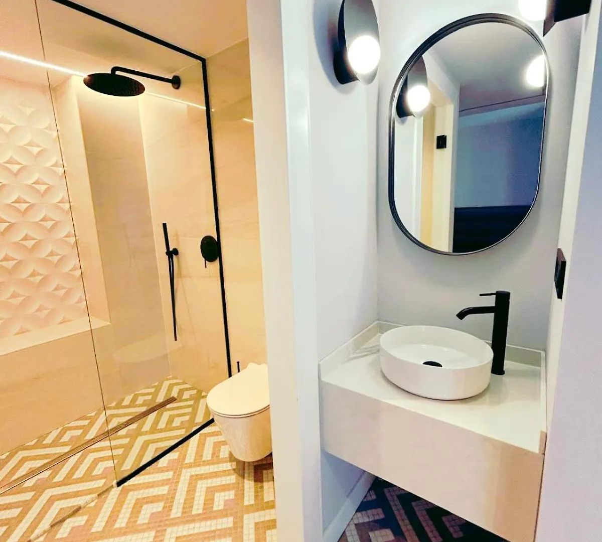 Lemon Suites Santander 0*,  Spain