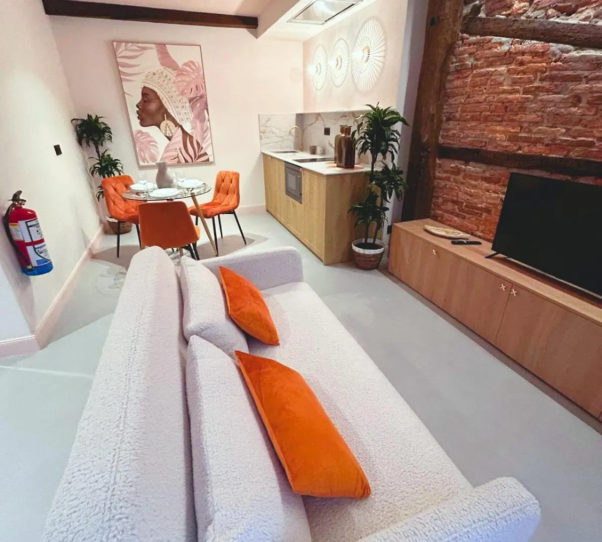Lemon Suites Santander Apartment
