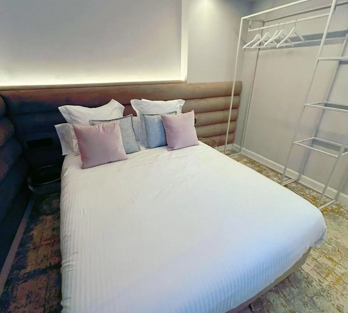 Lemon Suites Santander
