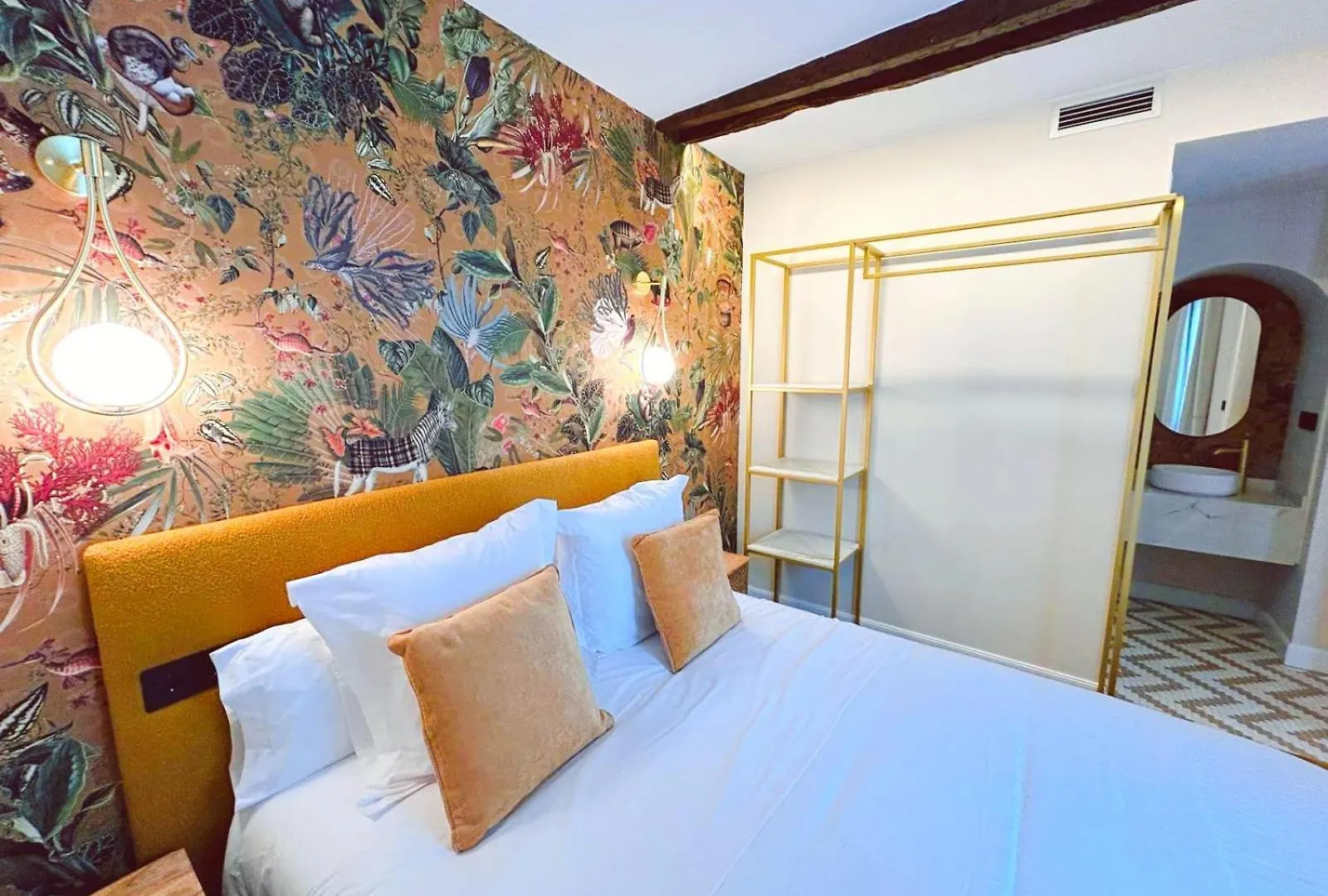 Apartment Lemon Suites Santander Spain